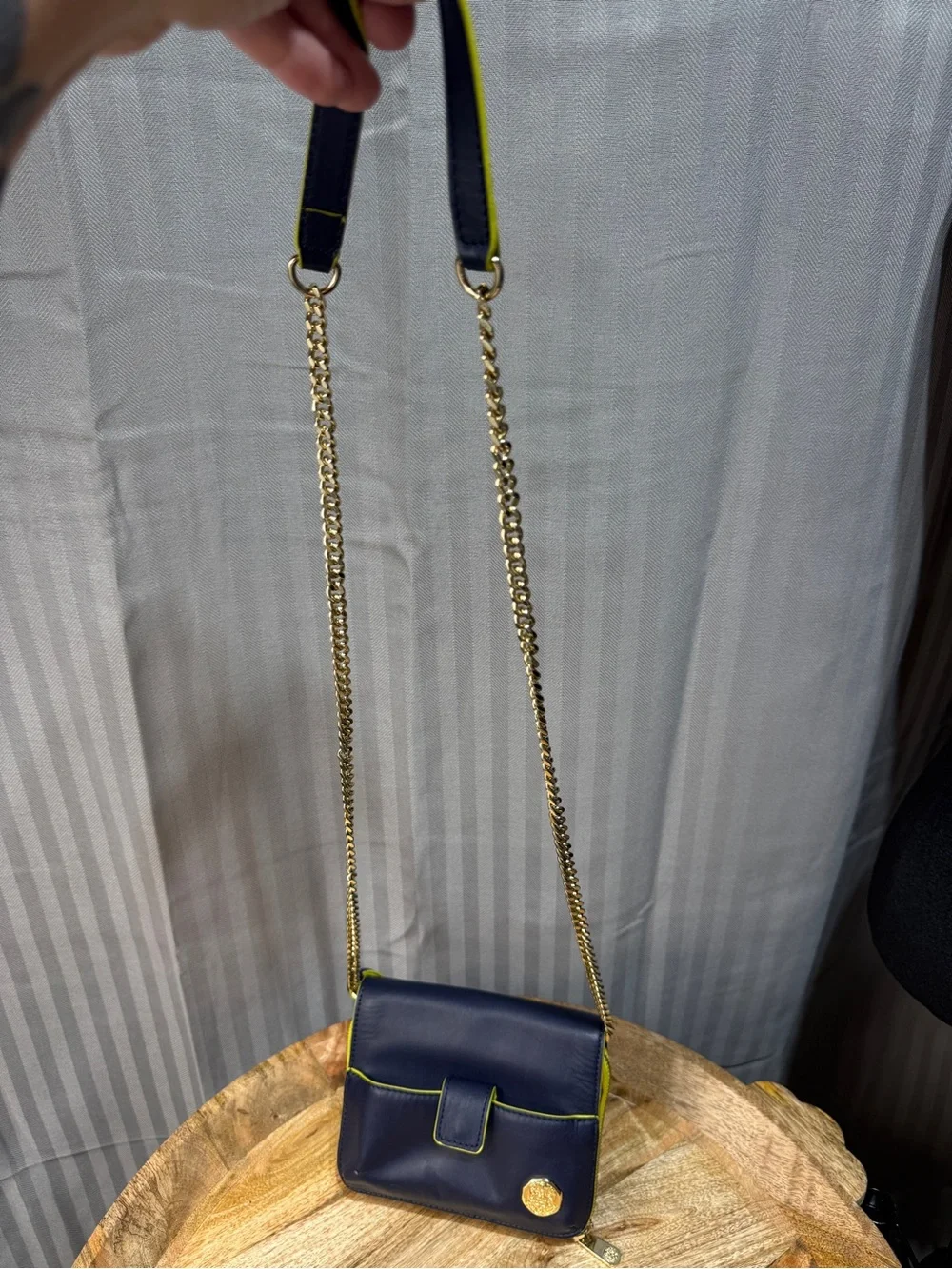 Mini Crossbody Bag Vince Camuto Navy Neon Lime Preppy Gold Chain Purse